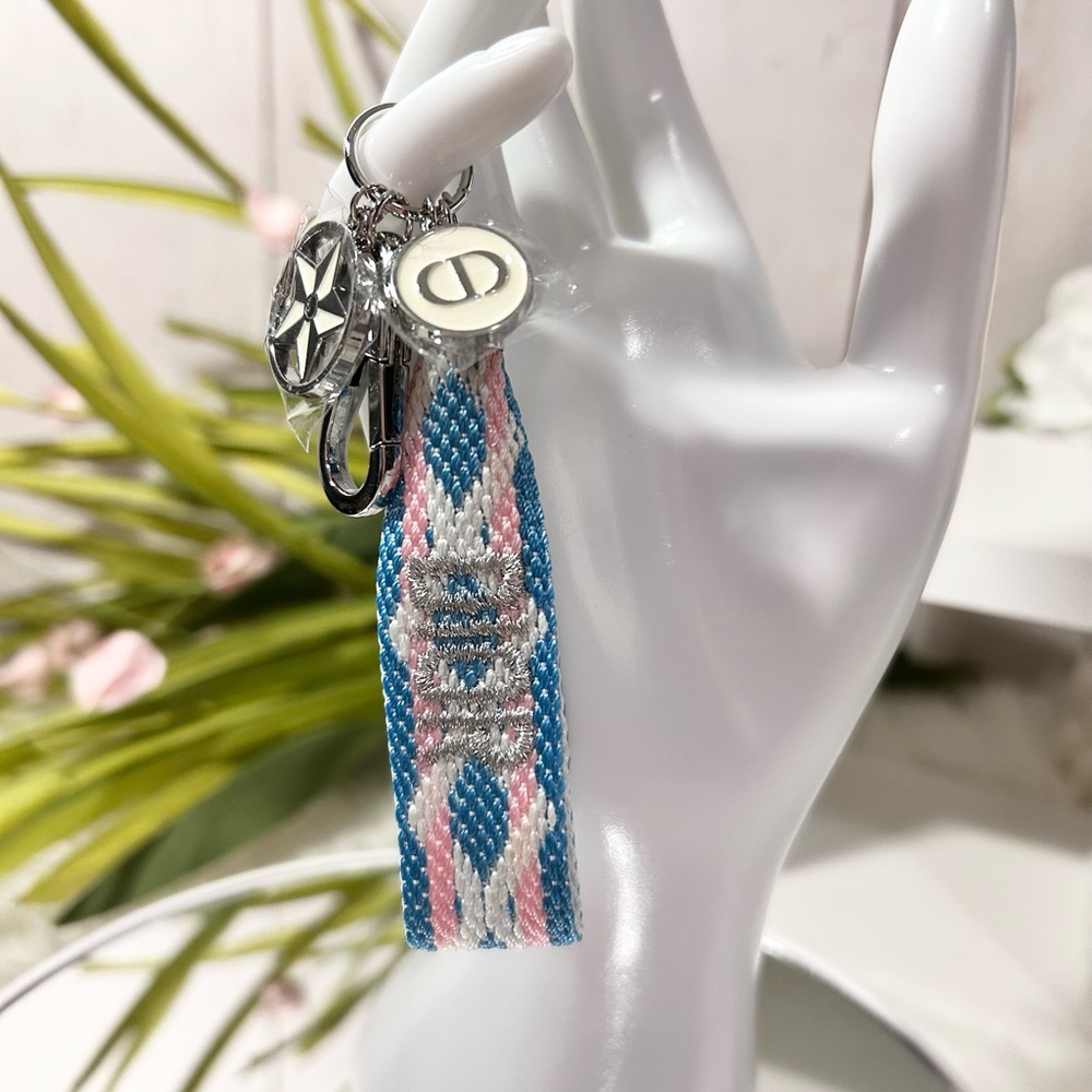 Dior Blue and Pink Keychain with Dior Charms - Picture 5 of 7